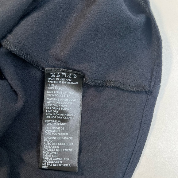 Urban Outfitters Daisy Floral Mini Dress Size Medium - Picture 10 of 16